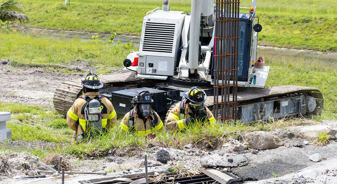 Gas leak shuts down lanes of Florida's Turnpike North in south Palm Beach County